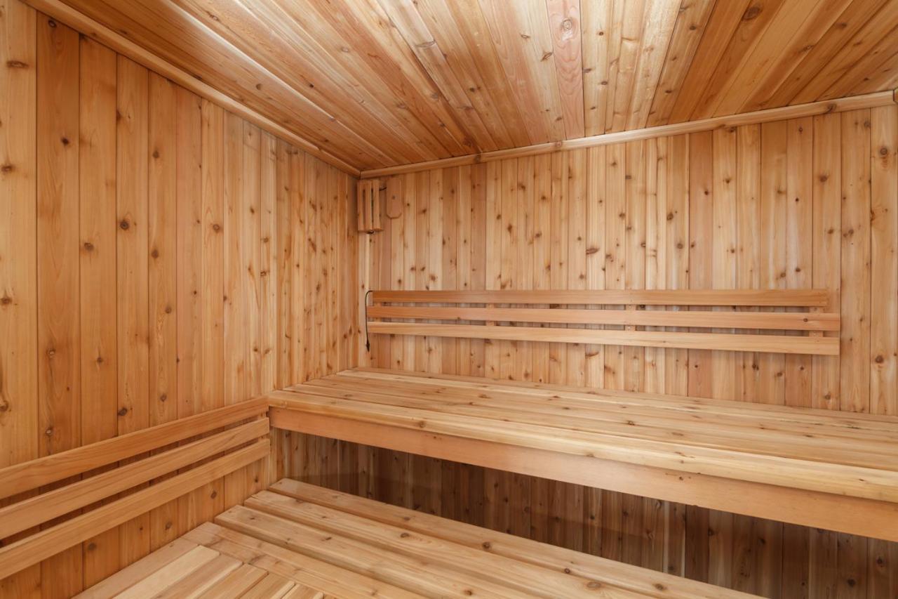 Splash Mountain Pool Hot Tub Theater Game Room เซอเวียร์วีล ภายนอก รูปภาพ