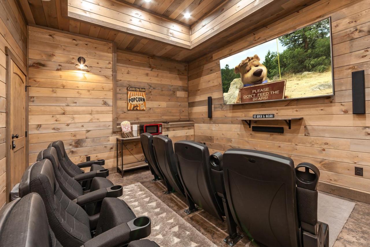 Splash Mountain Pool Hot Tub Theater Game Room เซอเวียร์วีล ภายนอก รูปภาพ