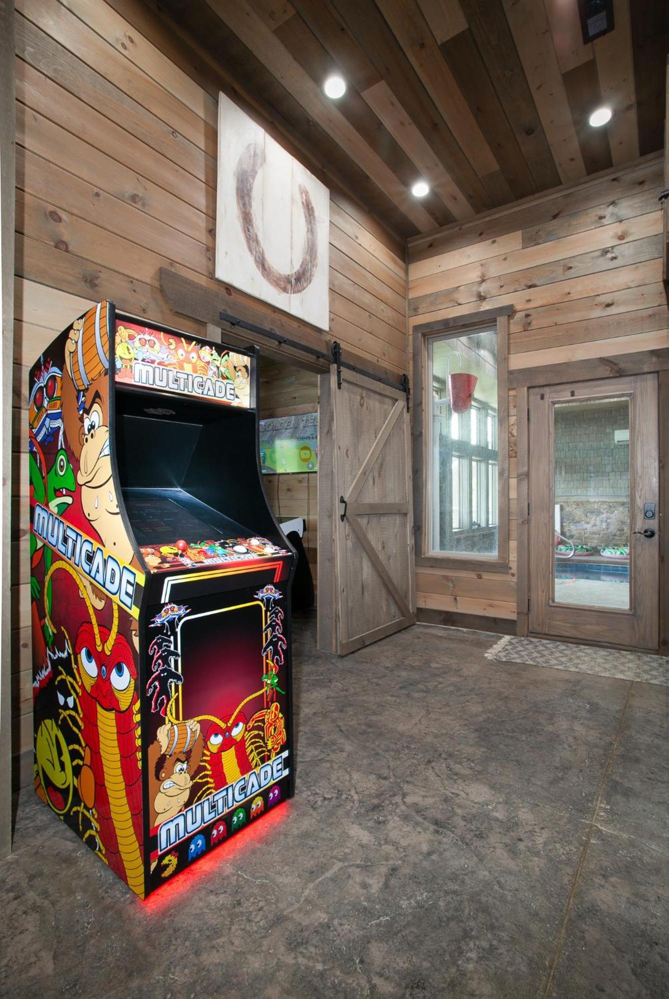 Splash Mountain Pool Hot Tub Theater Game Room เซอเวียร์วีล ภายนอก รูปภาพ