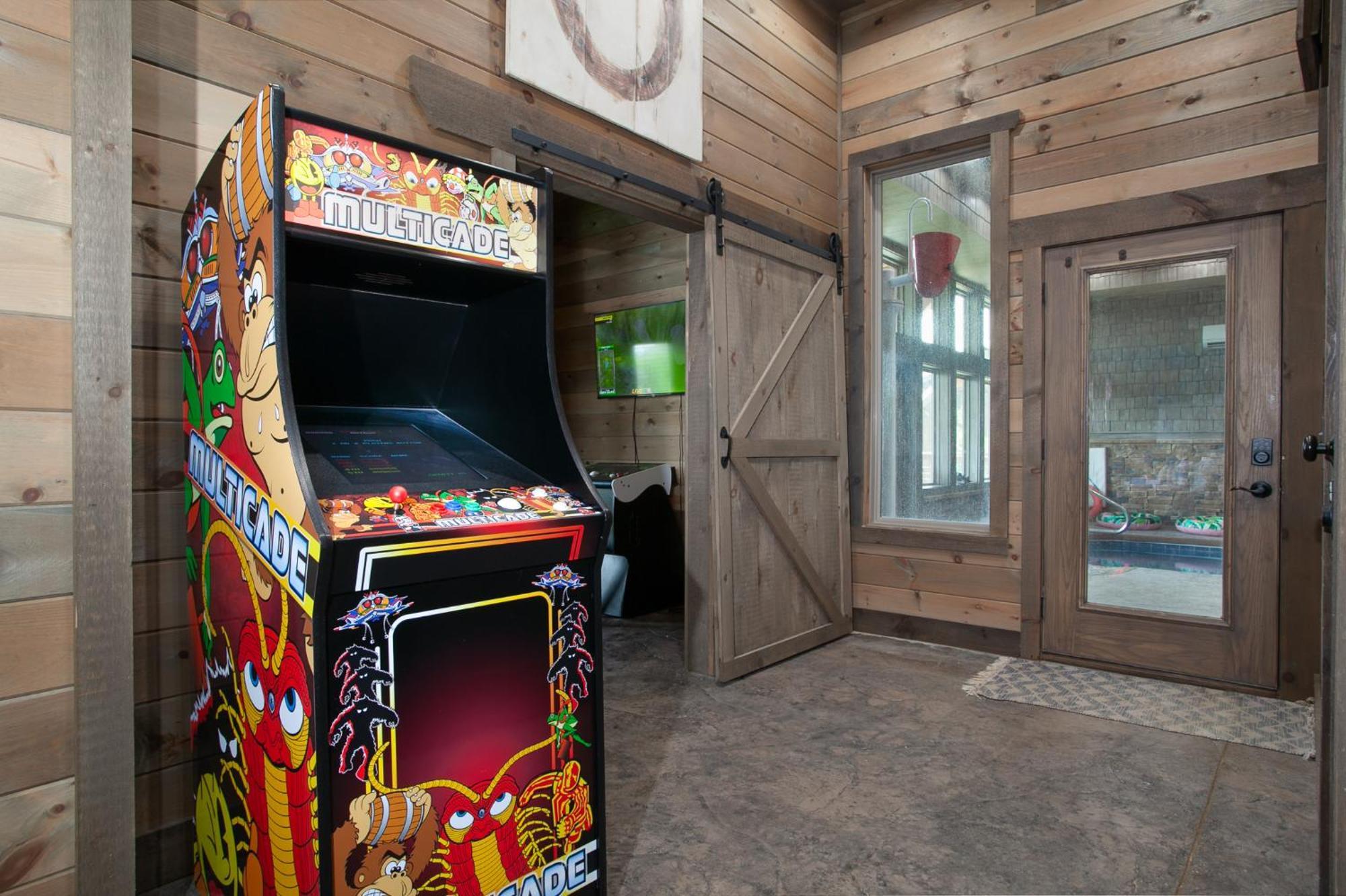 Splash Mountain Pool Hot Tub Theater Game Room เซอเวียร์วีล ภายนอก รูปภาพ